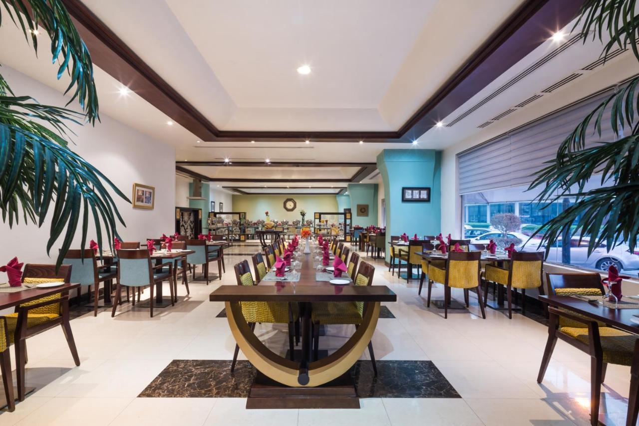 Mena Hotel Riyad Extérieur photo